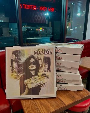 Image post by @Pizza Mamma on Facebook