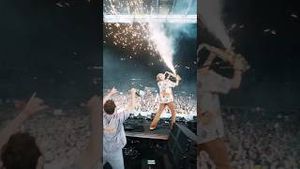 Video post by @twofriendsmusic on YouTube