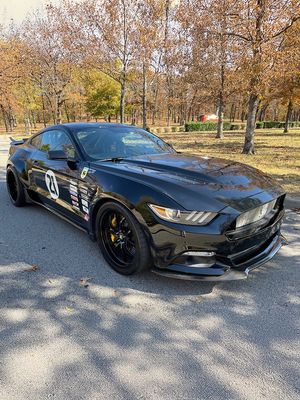 Image post by @barrett_jackson on Instagram