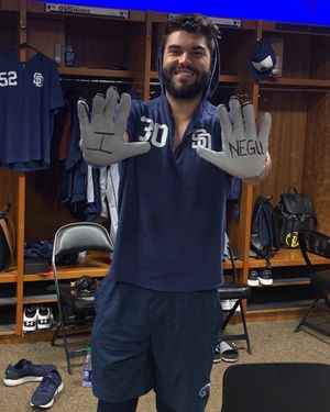Image post by @hosmer305 on Instagram