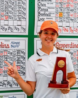 Image post by @cowgirlgolf on Instagram