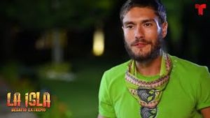 Video post by @telemundo on YouTube