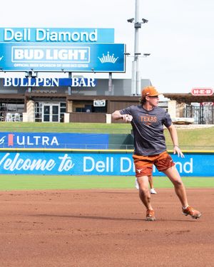 Image post by @rrexpress on Instagram