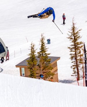 Image post by @j_skis on Instagram