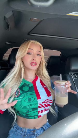 Video post by @kiingpaulina on TikTok
