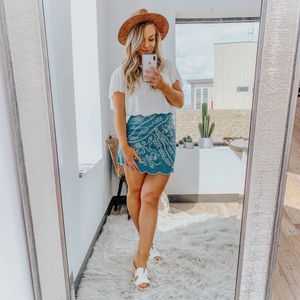 Image post by @shopfillyflair on Instagram