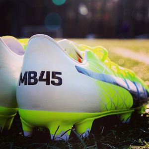 Image post by @soccerdotcom on Instagram