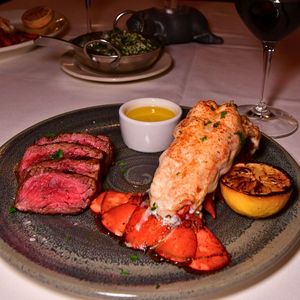 Image post by @mortonssteak on Instagram