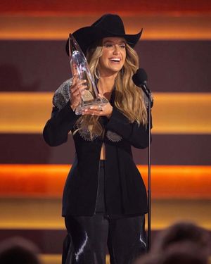 Video post by @stagecoach on TikTok