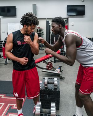 Image post by @uhcougarmbk on Instagram