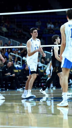 Video post by @hykchora on TikTok