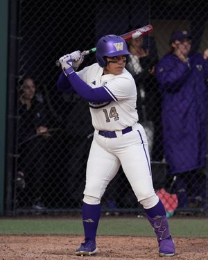 Video post by @UWAthletics on Twitter