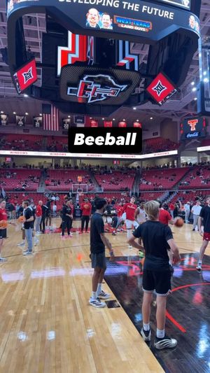 Video post by @johnemoore3photo on Facebook