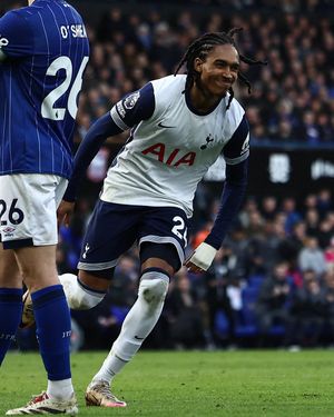 Image post by @premierleague on Twitter