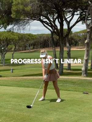 Image post by @golfwithanna on Instagram