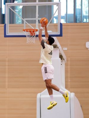 Image post by @realmadridbasket on Instagram