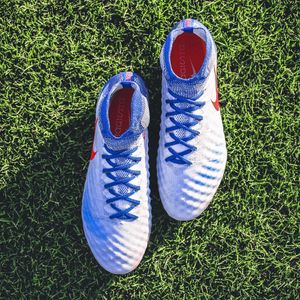 Image post by @soccerdotcom on Instagram