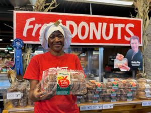 Image post by @stewleonards on Instagram