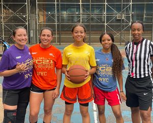 Image post by @ladieswhohoop on Instagram