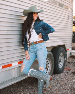 Image post by @justinboots_ on Instagram