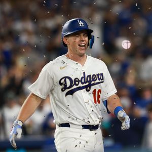 Image post by @MLB on Twitter