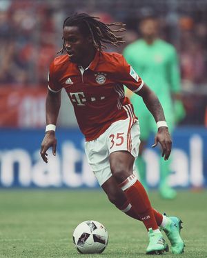 Image post by @soccerdotcom on Instagram
