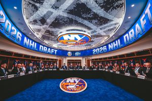 Image post by @nyislanders on Instagram