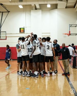 Image post by @LuHiBasketball on Twitter/X