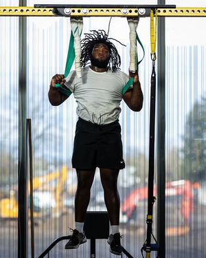 Image post by @__b99r on Instagram