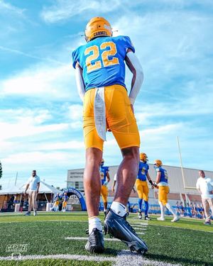 Image post by @carmel_football on Instagram