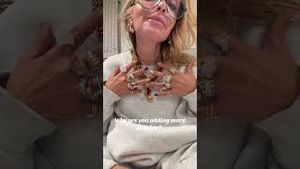 Video post by @shop.with.caroline on YouTube