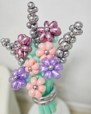 Image post by @soprettyballoons on Instagram