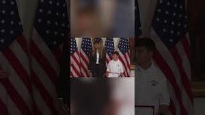 Video post by @kmphfox26 on YouTube