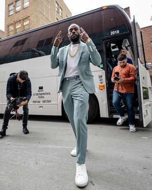 Image post by @ufcanz on Instagram