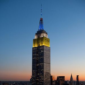 Image post by @empirestatebldg on Instagram