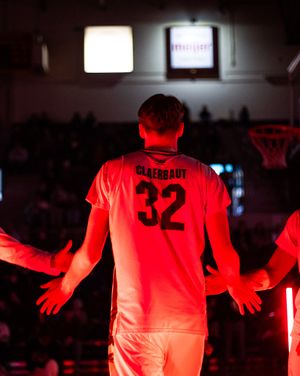 Image post by @cmumensbball on Instagram