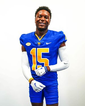 Image post by @pitt_fb on Instagram