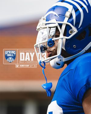 Image post by @memphisfootball on Instagram