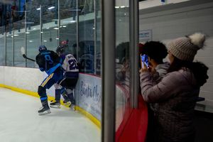 Image post by @lizagazaryanphotography on Instagram