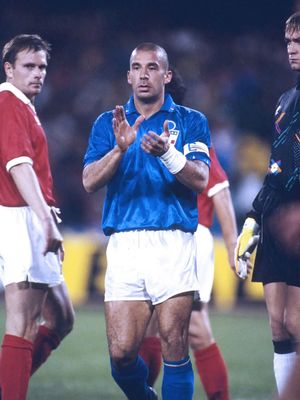 Image post by @retro_calcio on Instagram