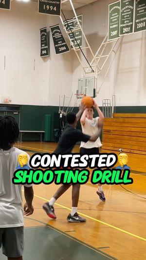 Image post by @hoopin_mitch on Instagram