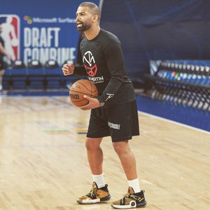 Image post by @timmartinbball on Instagram