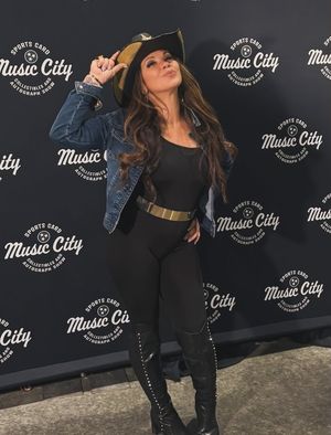 Image post by @themickiejames on Instagram