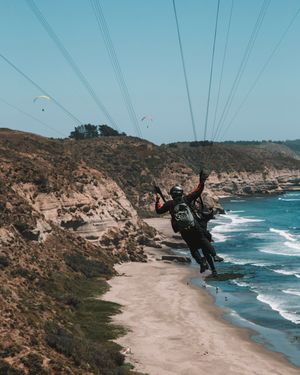 Image post by @parapenteaventurachile on Instagram