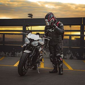 Image post by @wolfridesbikesWRB on Facebook