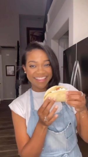 Video post by @lafishfry on Instagram