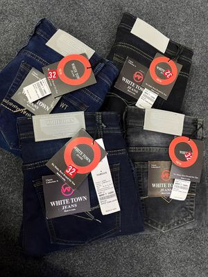 Image post by @jeans_factory_delhi on Instagram