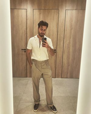 Image post by @greg_mirror on Instagram