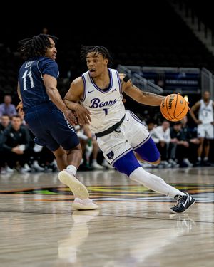 Image post by @asunsports on Instagram