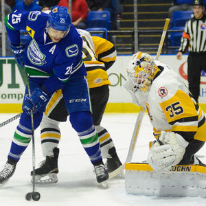 Image post by @uticacomets on Instagram